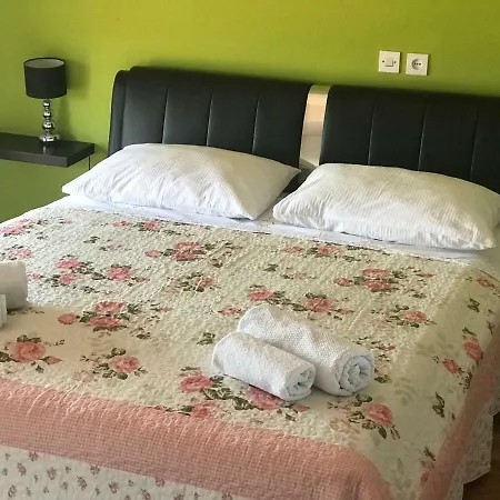 Patak's Place, Amazing View Apartment *